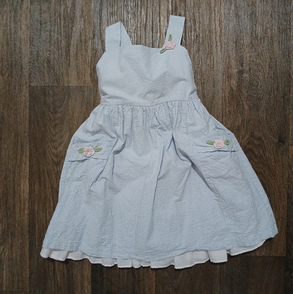 Laura Ashley London Girls Dress with Crochet Flowers. - Picture 4 of 9